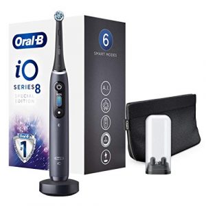 Oral-B iO 8 Cepillo Eléctrico Recargable Tecnología Braun En Edición Especial, 1 Mango Negro Diseño De Alta Gama Y Tecnología Magnética, Pantalla En Color, 1 Cabezal Recambio, 1 Funda Viaje Premium