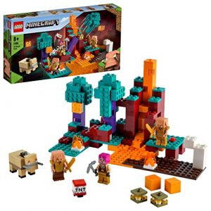 LEGO 21168 Minecraft El Bosque Deformado, Set de Construcción, Juguete con Funciones para Niños Pequeños con Mini Figura de Cazadora, Armas y Piglins