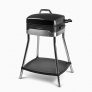 IKOHS R&B King – Barbacoa Eléctrica de Exterior, con Patas Acero Inoxidable, 2000W, Termostato Regulable en 5 potencias, Plancha de la Parrilla de 3 Superficies, Fácil de Limpiar, 38,1×43,1×82 cm