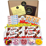 Lote envuelto para Regalo con +25 Chocolates Kinder y 450 grs de Chuches sin Gluten. Con Tarjeta Dedicada Personalizada y Kinder Chocolate, Kinder Bueno, Huevo Joy, Happy Hippos, Lacasitos y Golosinas
