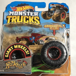 Hot Wheels Monster Trucks coches de juguetes 1:64 Bone Shaker (Mattel GNJ57) , colores/modelos surtidos